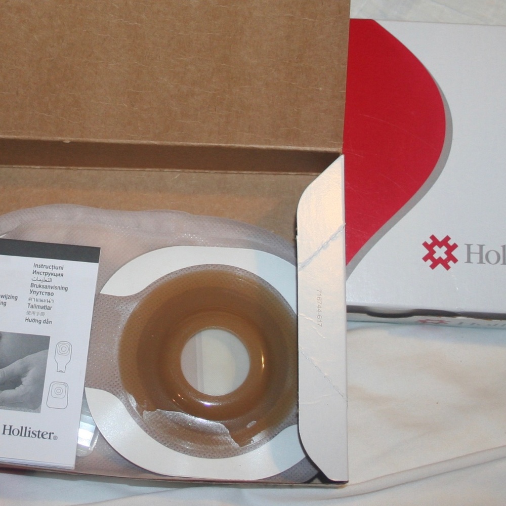 HOLLISTER 2 Boxes/10 8285 Premier Convex Flextend Drain Pouch, Pre-Cut, 1-3/8"